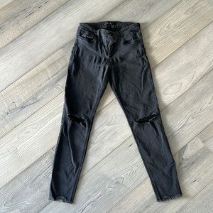 Joe’s black denim low rise sz 26w